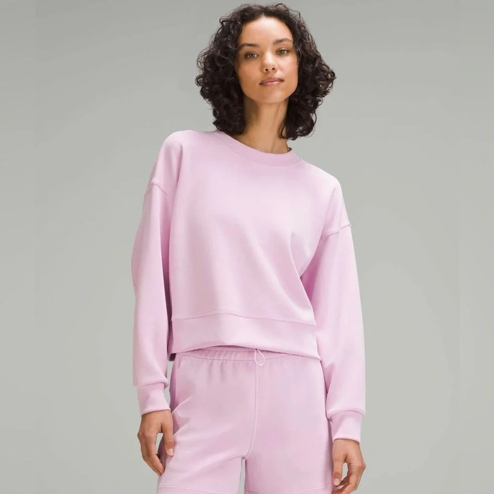 Lululemon Softstreme Cropped Crew